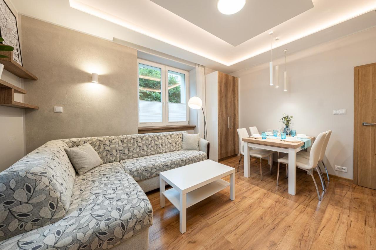Apartment Bluebird Katowice Near Spodek Mck & City Center エクステリア 写真
